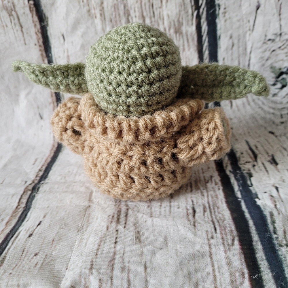 Mini Baby Yoda Inspired Amigurumi - Picture 9 of 10